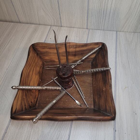 Vtg Hand Painted Wood Nut Bowl Shell Cracking Tools Holiday Design Christmas - Picture 2 of 10